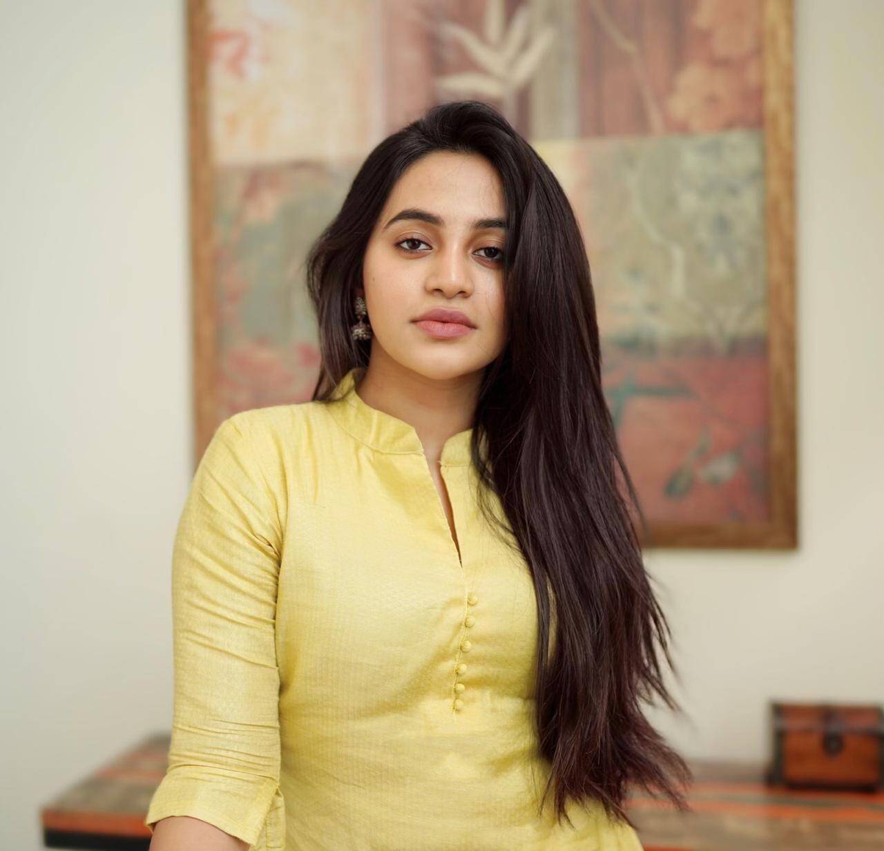G.V.Prakash’s sister looks elegance personified in her recent photoshoot