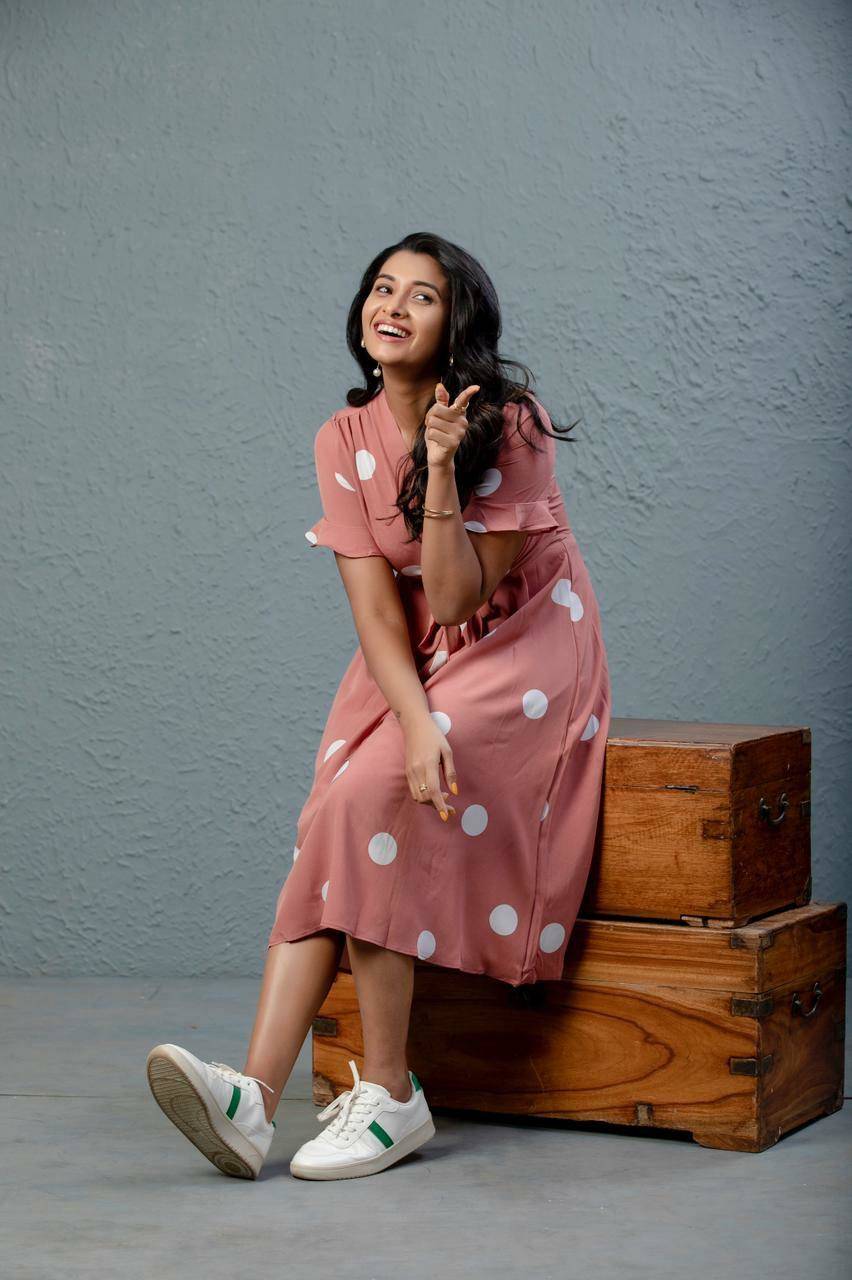 Actress Priya Bhavani Shankar Cool Pictures!