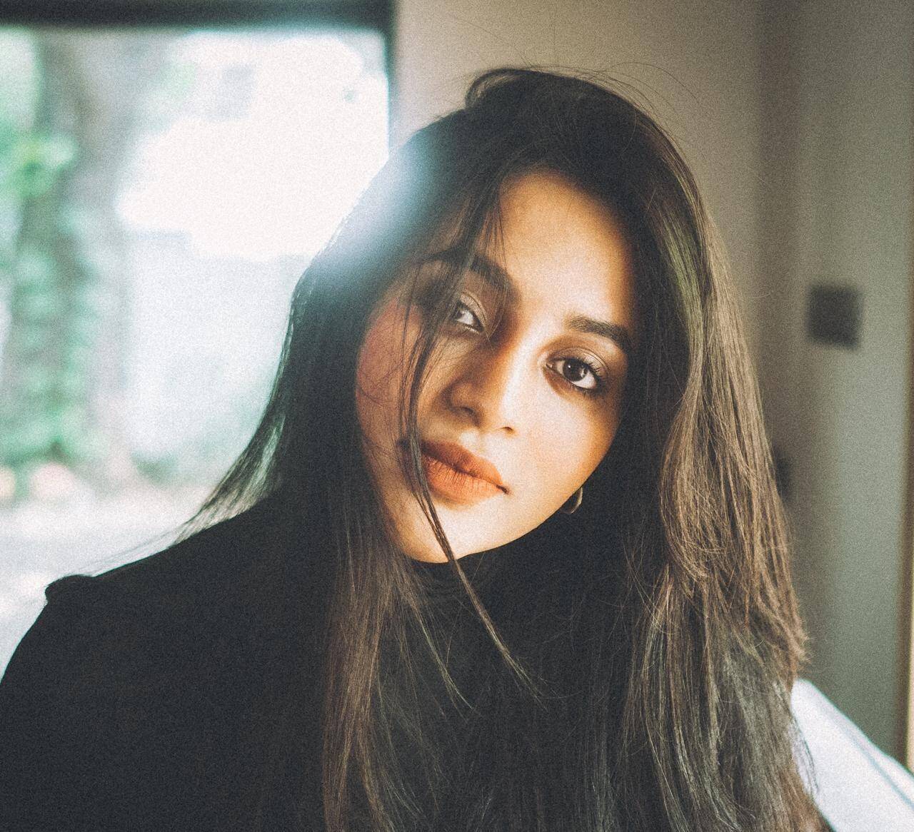 G.V.Prakash’s sister looks elegance personified in her recent photoshoot