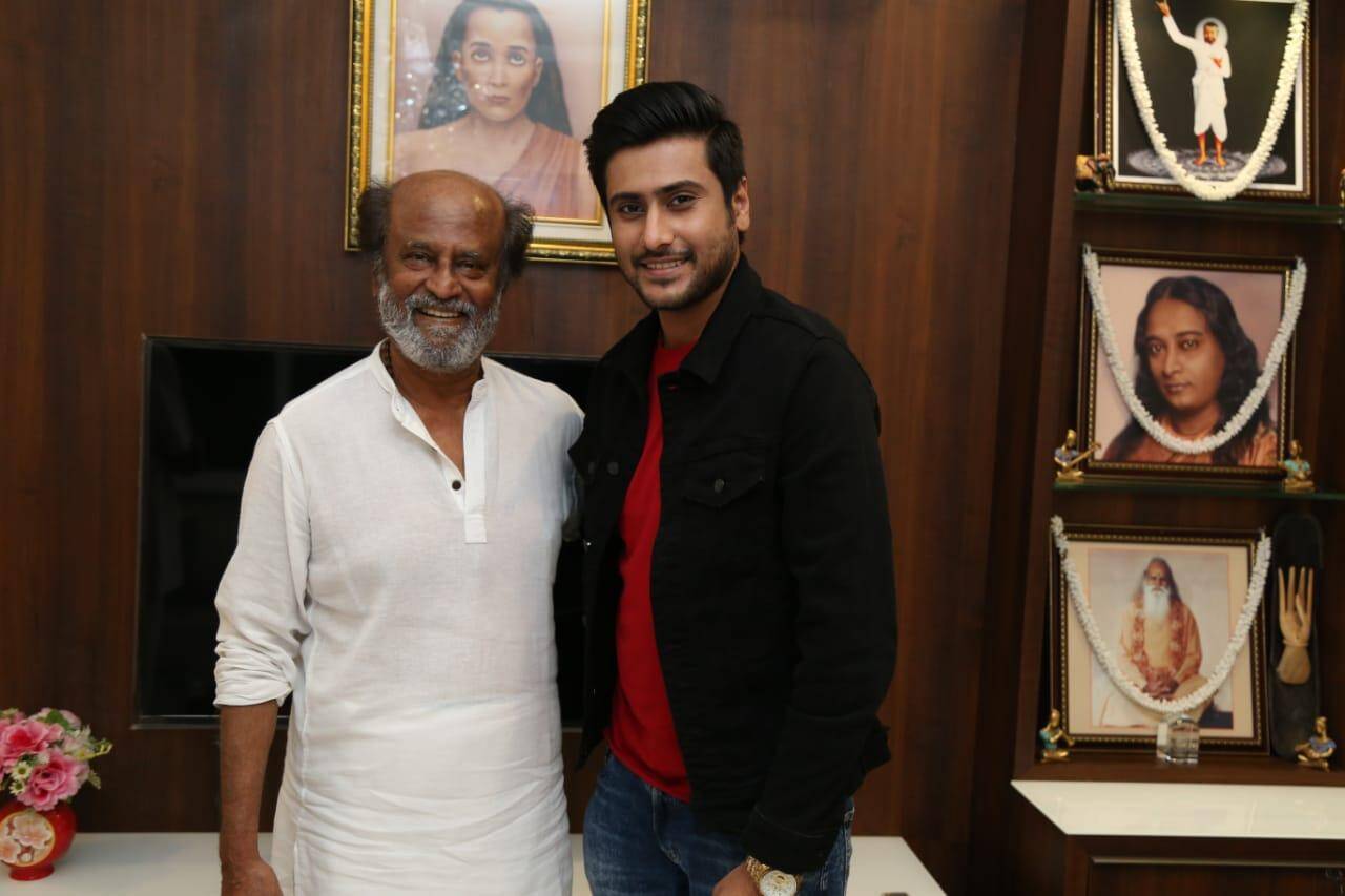 Intriguing second look poster of “Andha Naal” unveiled