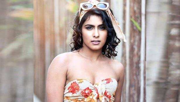 Fitness queen Samyuktha Hegde is back with her dance videos and she looks stunning as ever