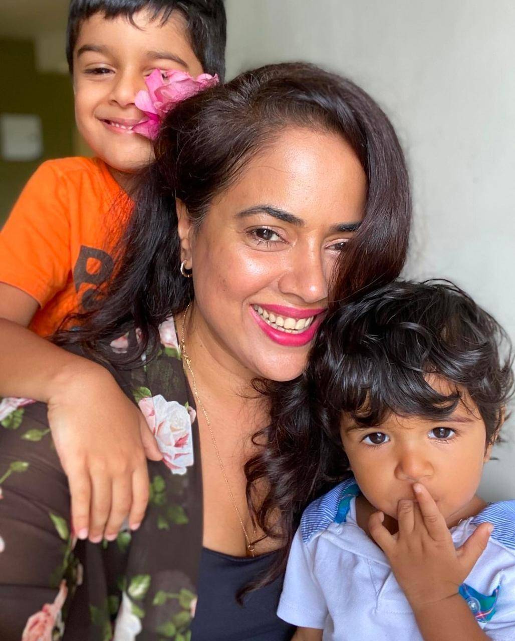#imperfectly perfect – Sameera Reddy finds flaws in her in a picture snapped 10 years ago