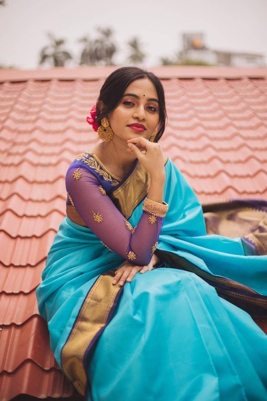 G.V.Prakash’s sister looks elegance personified in her recent photoshoot