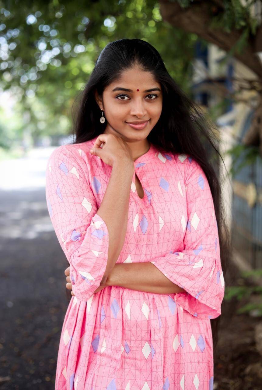 “Such a great star asked me permission to fall on my feet” – Actress Sheela Rajkumar