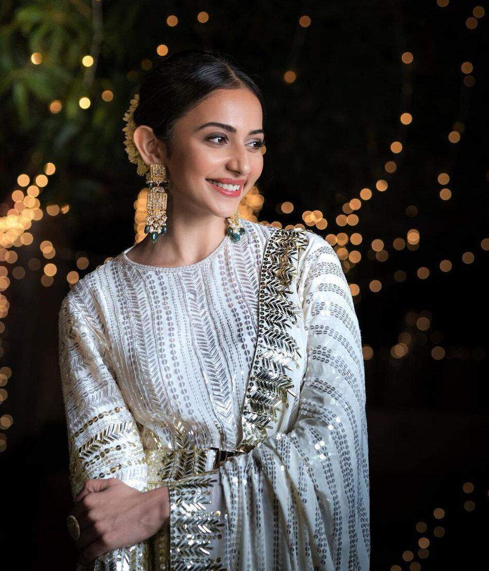 Rakul Preet Singh on her festive outfit goes viral