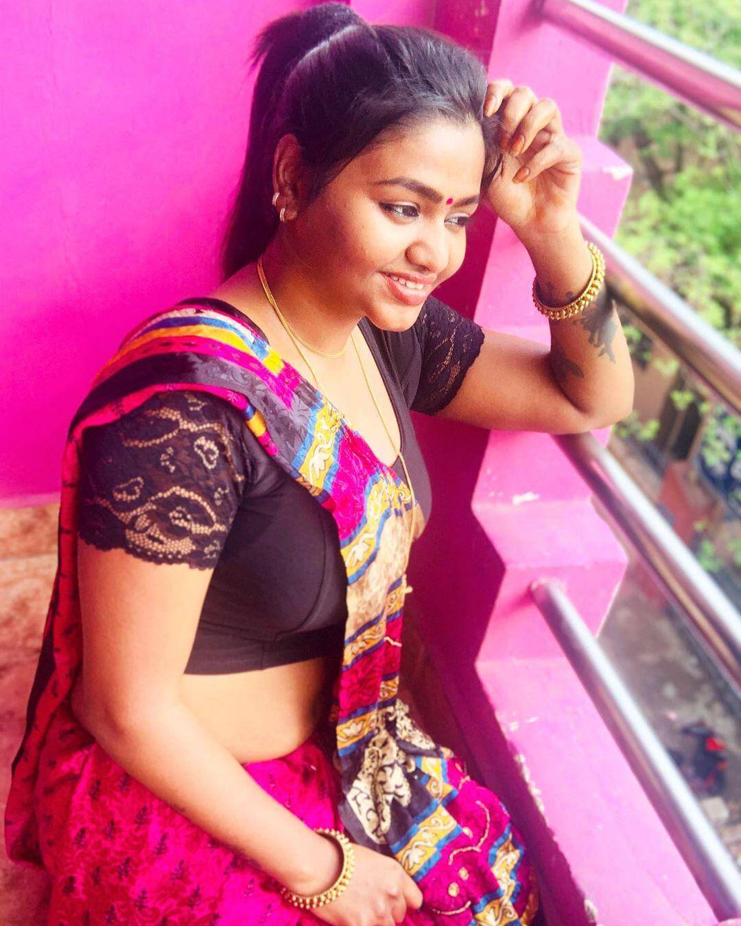 Shalu Shammu raises temperature in her recent photoshoot