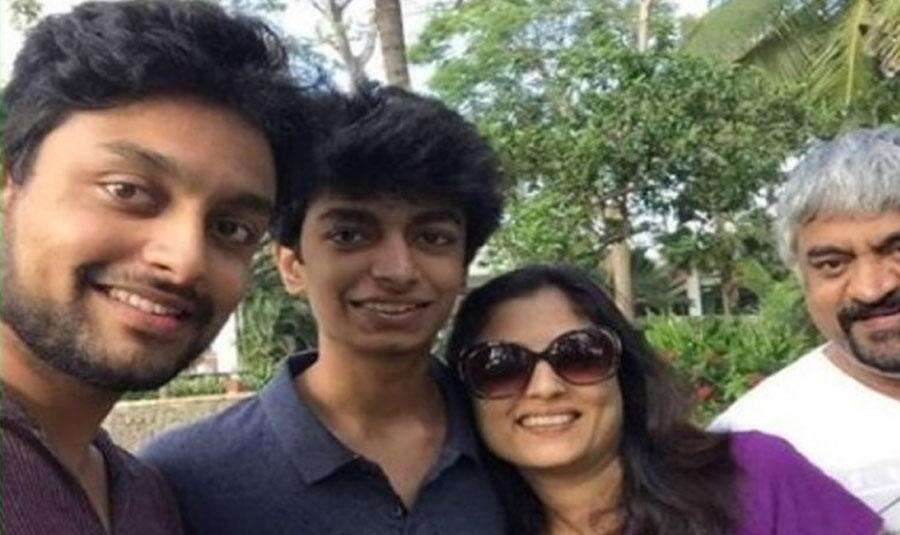 Actor Chinni Jayanth's son has set a record in All India Level by clearing Civil Service Exam!