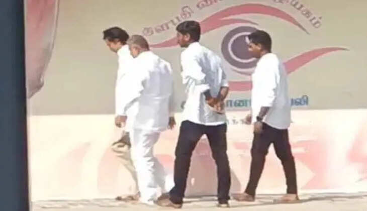 விஜய் மக்கள் இயக்க நிர்வாகிகளுடன் விஜய் ஆலோசனை