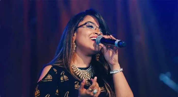 singer rakshita suresh