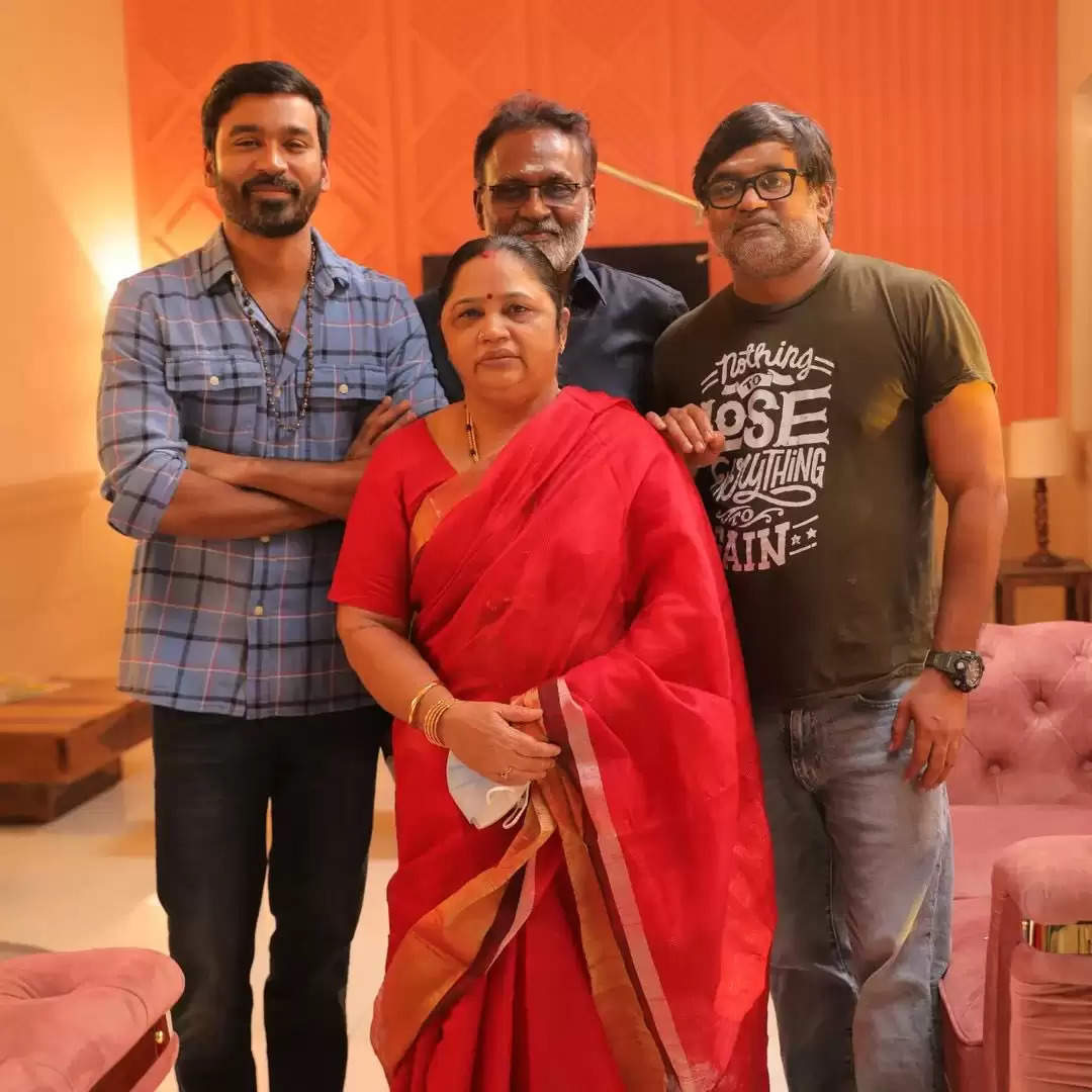 dhanush with family 