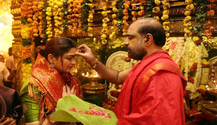 திருச்சூர் விஷ்ணுமாயா கோயிலில் கட்டளைதாரராக நியமிக்கப்பட்ட குஷ்பு